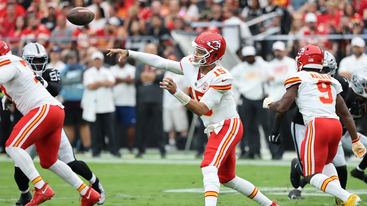 Les Chiefs gardent une fiche parfaite grâce à une victoire face aux Raiders