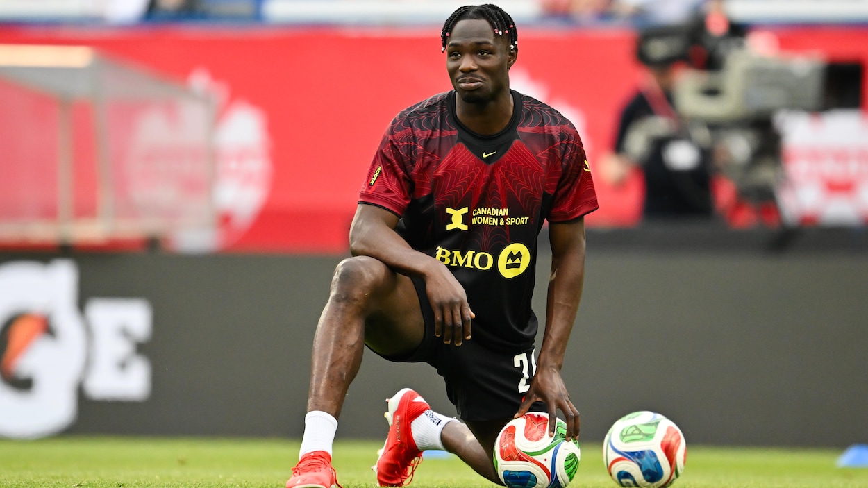 L’attaquant canadien Promise David passe à Brighton en EPL, en prêt