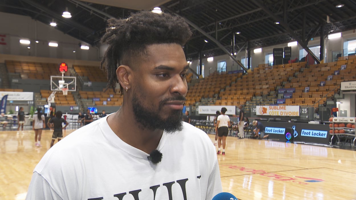 À Thetford Mines, Quincy Guerrier lance un camp de basketball unique en son genre