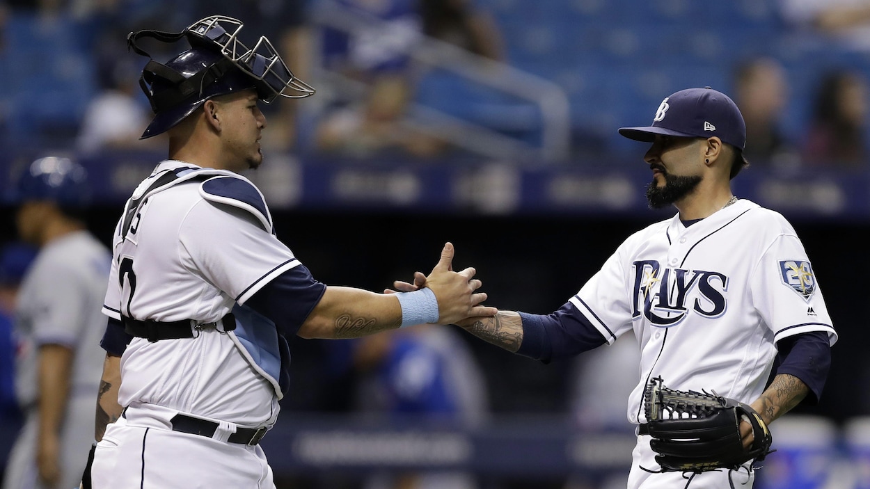 Wilson Ramos (à gauche) et Sergio Romo Wilson Ramos (à gauche) et Sergio Romo