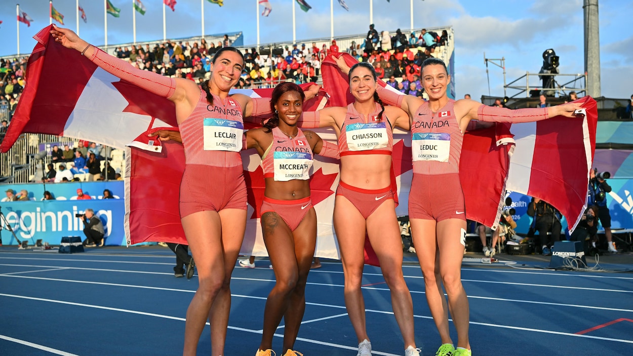 Athlétisme : les relais canadiens médaillés d’argent au 4 x 100 m à Glasgow
