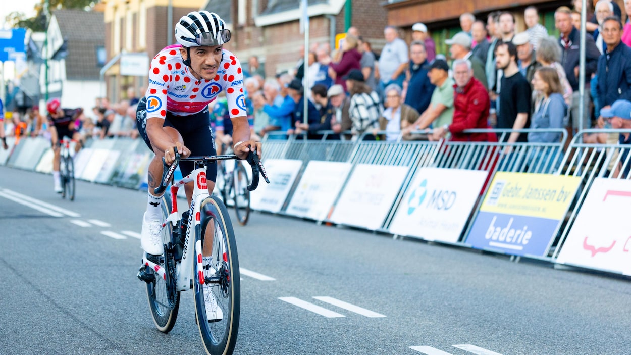 Richard Carapaz renonce aux mondiaux de cyclisme pour raisons de santé