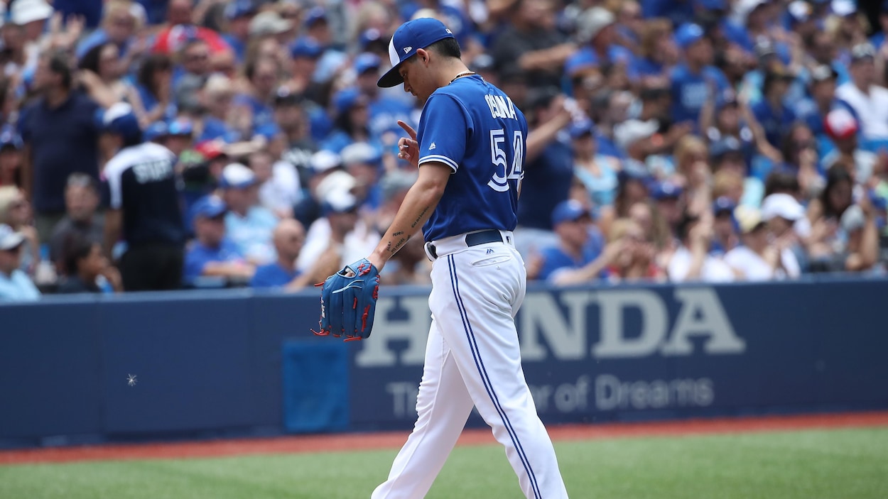 Roberto Osuna Roberto Osuna
