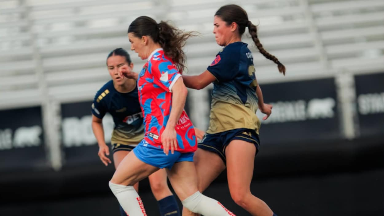 Les Roses s’inclinent contre le Rovers FC au Championnat canadien