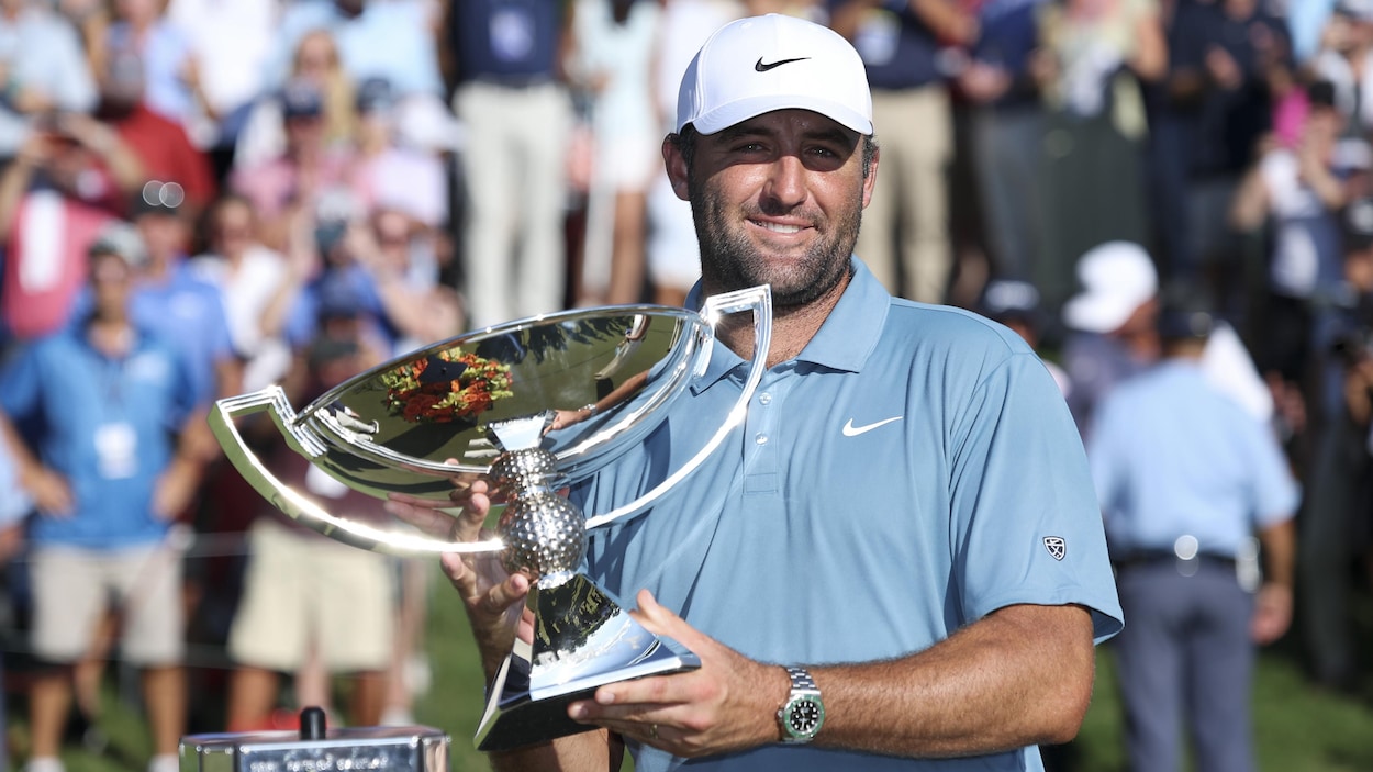 Scottie Scheffler gagne le Championnat du circuit de la PGA