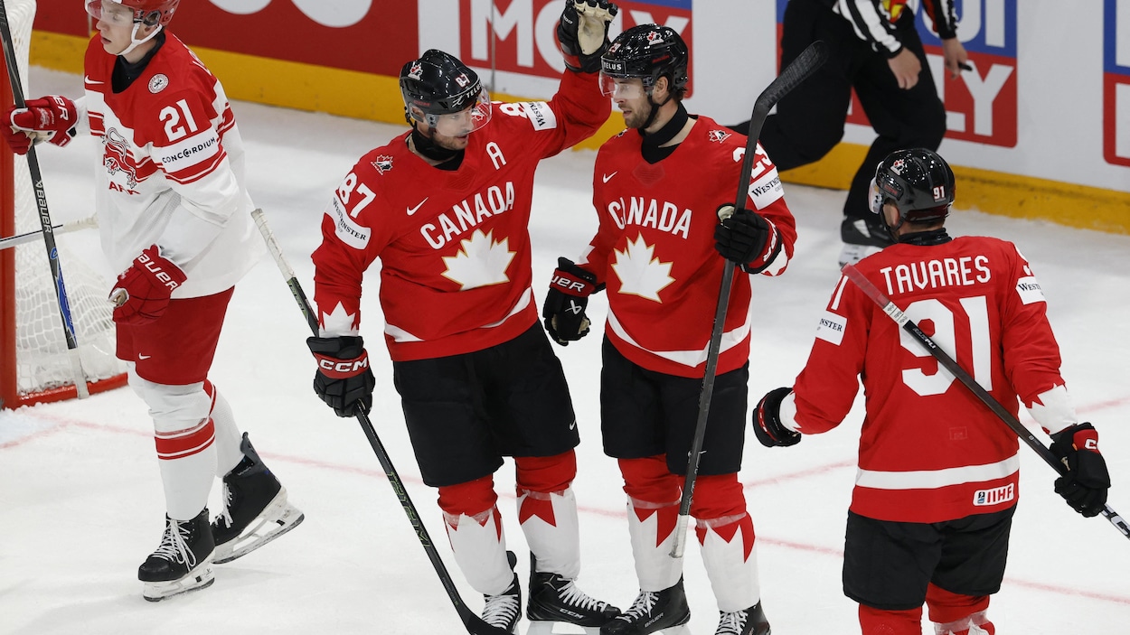 Le Canada s’éclate en troisième période face au Danemark