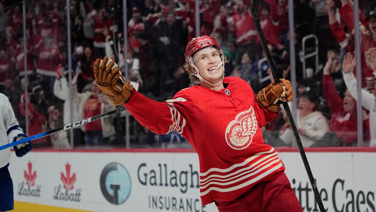 Les Red Wings vainqueurs en prolongation face aux Maple Leafs