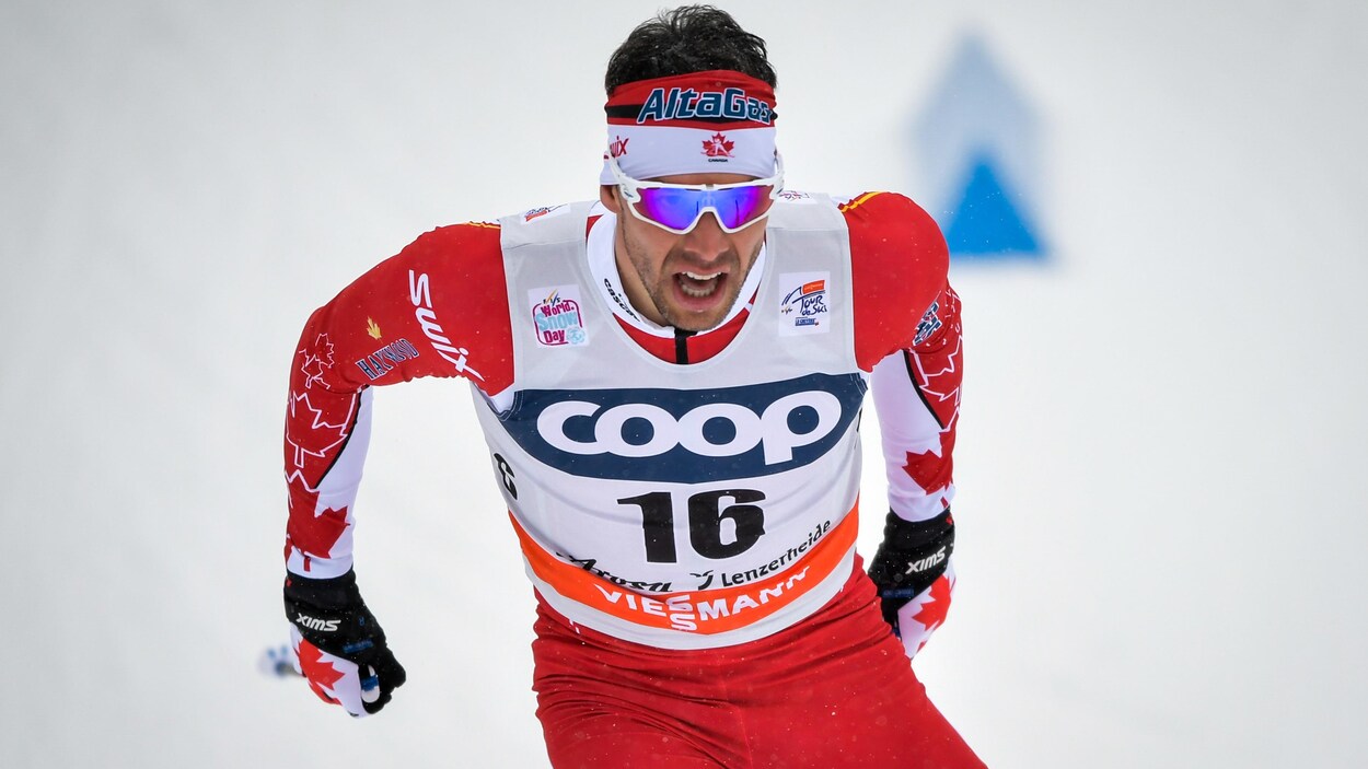 Le Canadien Alex Harvey a parcouru les 15 km en 36 min 27 s 4/10. Le Canadien Alex Harvey a parcouru les 15 km en 36 min 27 s 4/10.