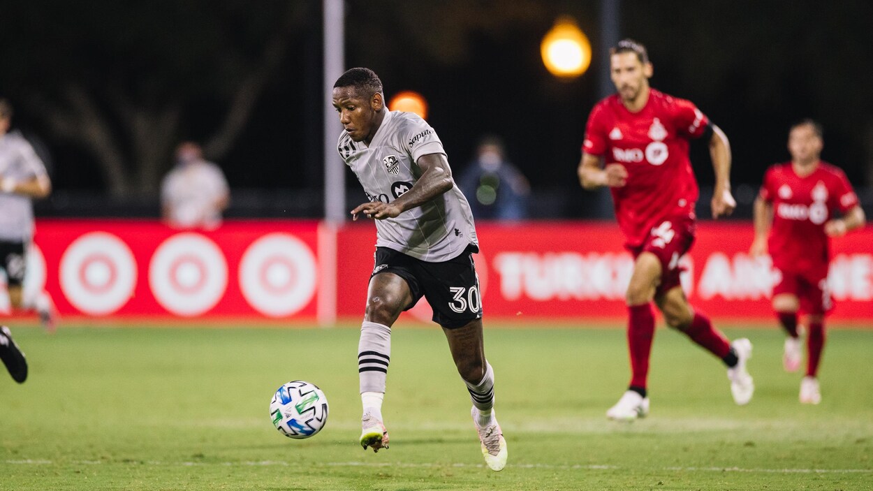 championnat canadien de soccer