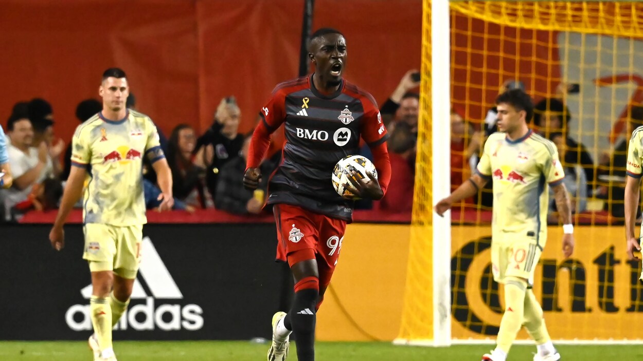 Le CF Montréal embauche un ancien attaquant du Toronto FC