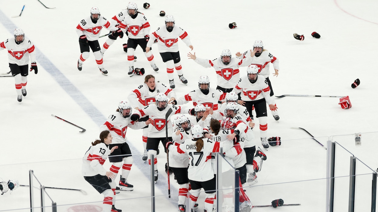La Suisse remporte la médaille de bronze en hockey féminin