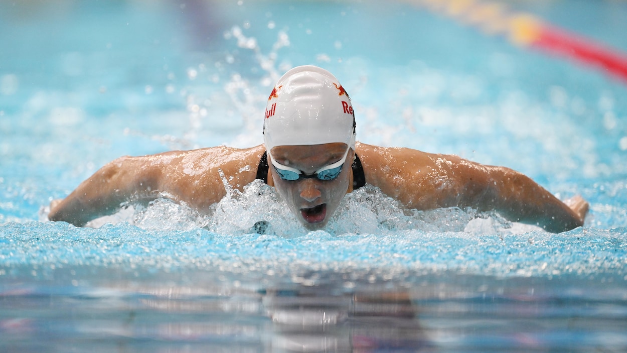 Summer McIntosh bat un deuxième record du monde en trois jours