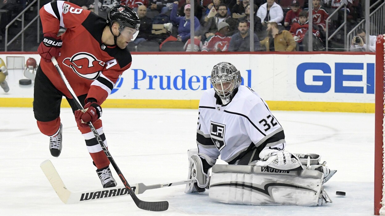 Taylor Hall bat Jonathan Quick Taylor Hall bat Jonathan Quick