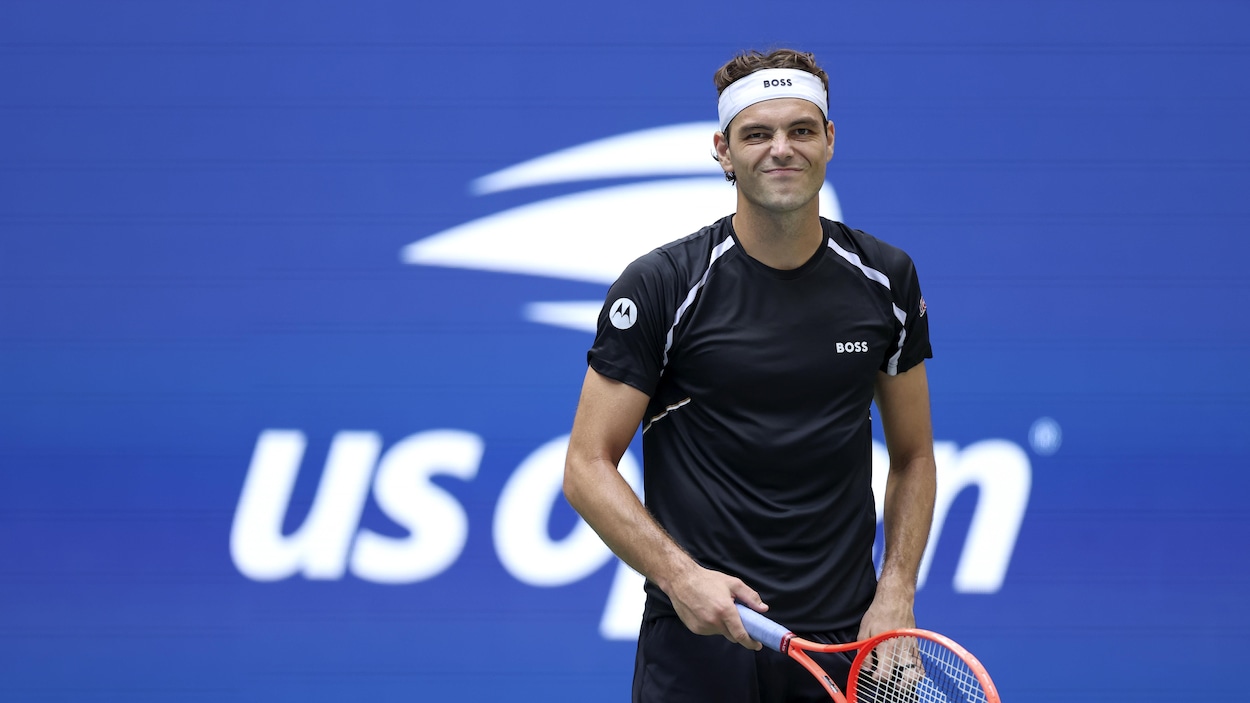 Taylor Fritz s’effondre devant Francisco Cerundolo aux Internationaux des États-Unis