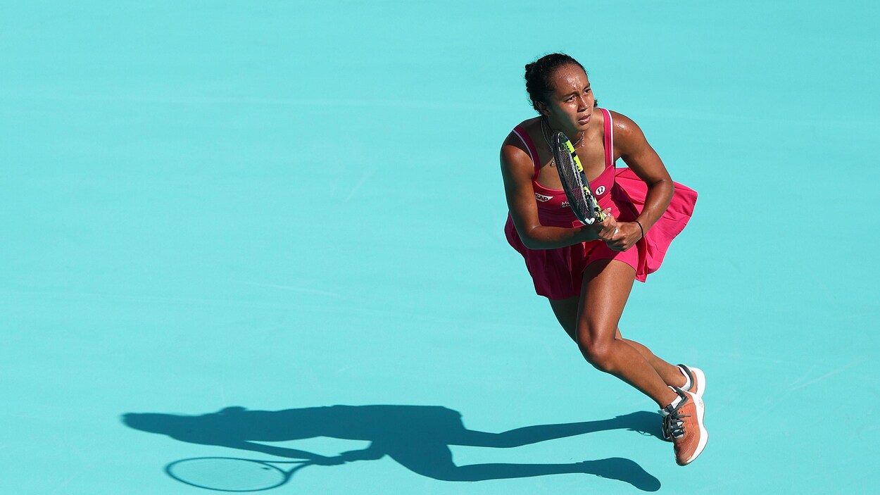 Leylah Annie Fernandez remporte son premier match à Doha
