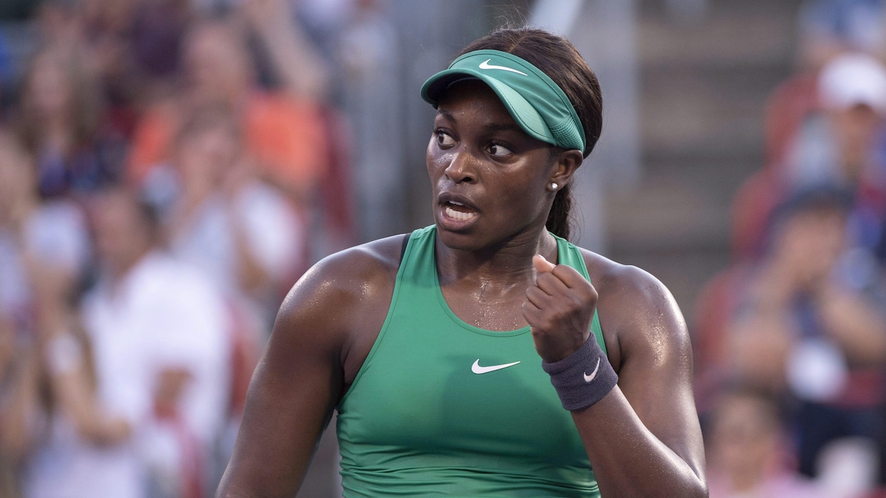 Sloane Stephens célèbre un point gagné contre Elina Svitolina en demi-finales de la Coupe Rogers. Sloane Stephens célèbre un point gagné contre Elina Svitolina en demi-finales de la Coupe Rogers.