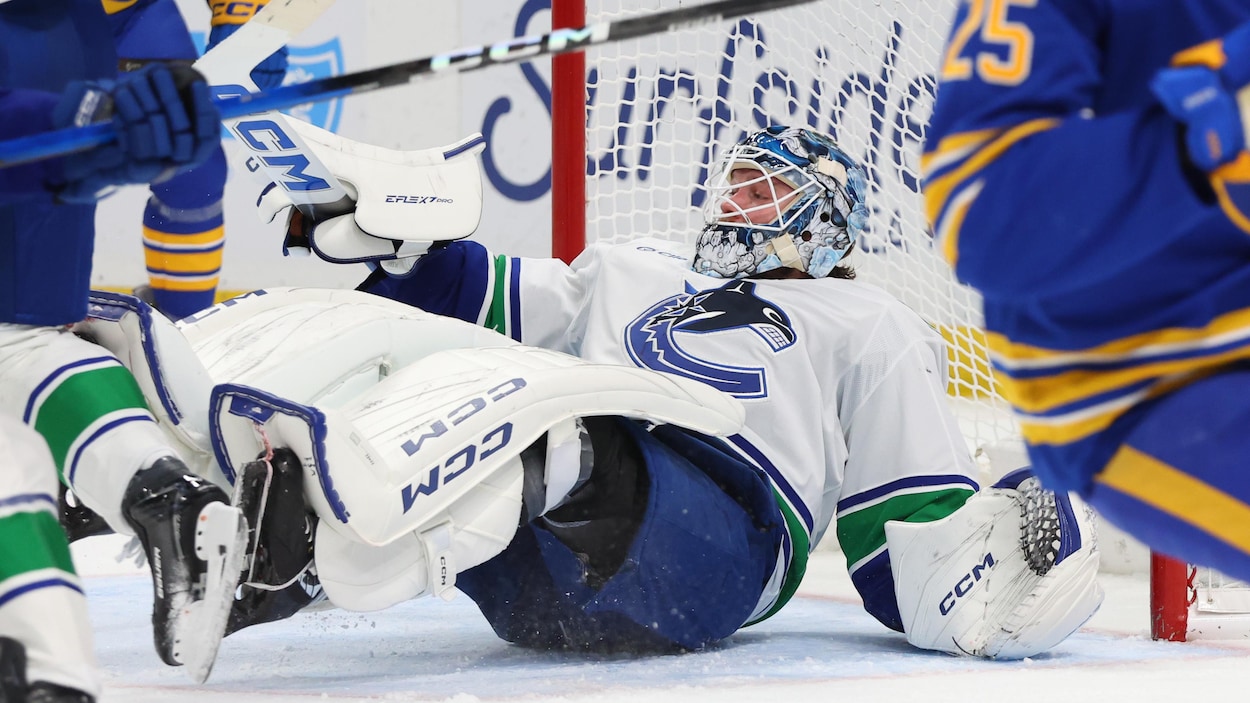 La glissade des Canucks se poursuit à Buffalo