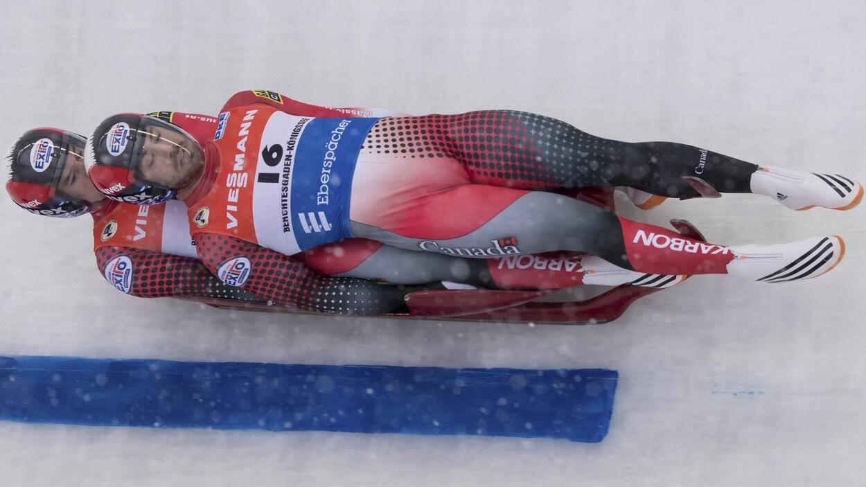 Tristan Walker et Justin Snith en plein effort durant une épreuve de Coupe du monde