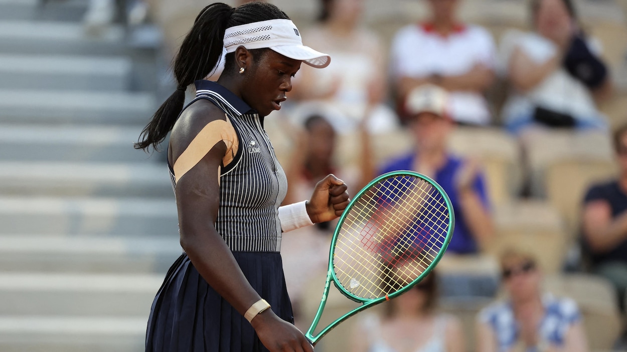 Victoria Mboko triomphe au deuxième tour de Roland-Garros
