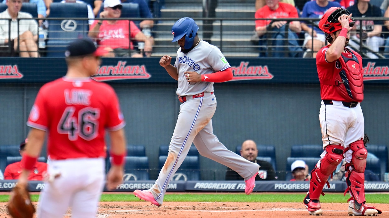 Les Blue Jays l’emportent à Cleveland et s’approchent d’une place en séries