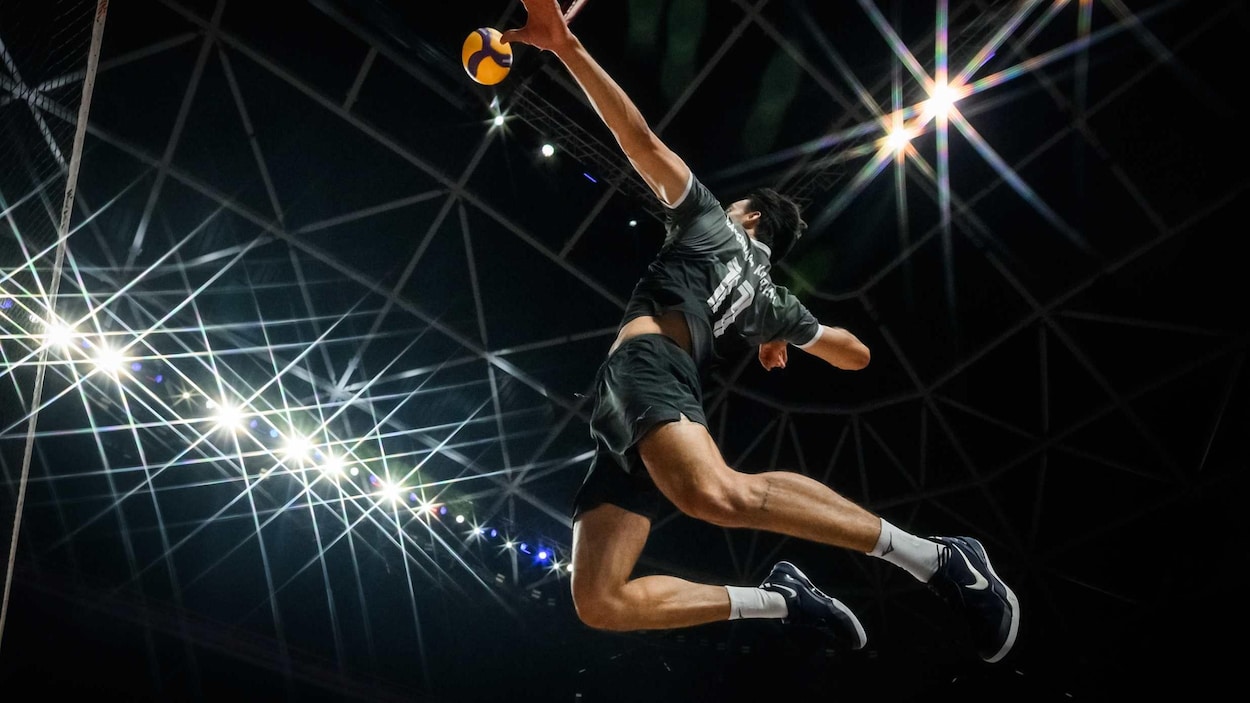 Québec pourrait perdre la Ligue des nations de volleyball au Centre Vidéotron