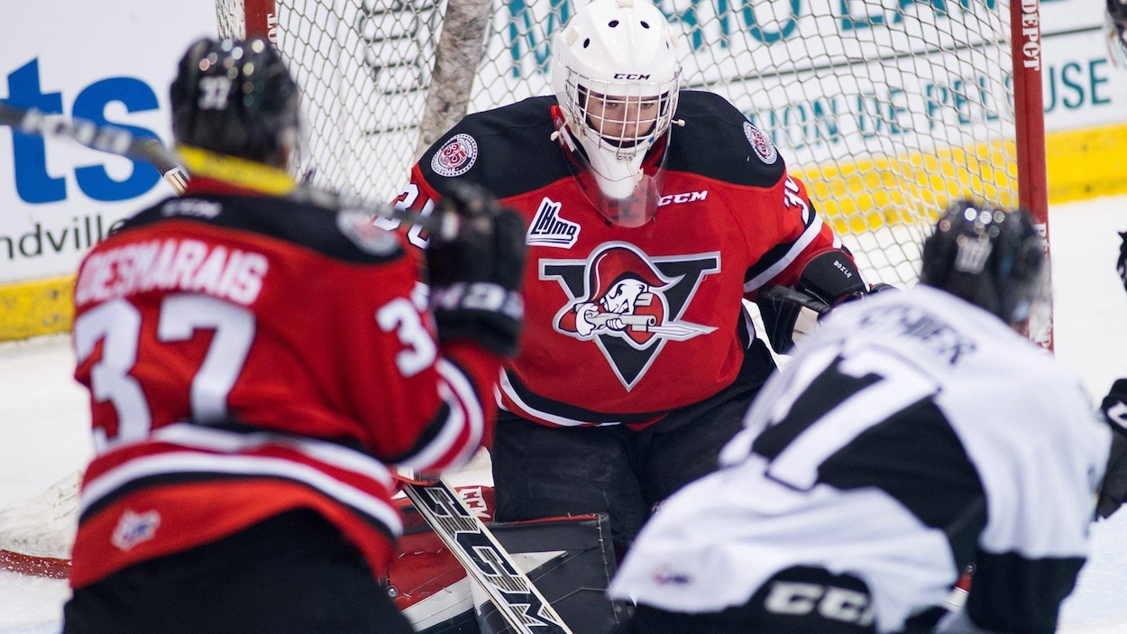 Revers de 4-1 pour les Voltigeurs de Drummondville, qui affrontait dimanche l'Armada de Blainville-Boisbriand. Revers de 4-1 pour les Voltigeurs de Drummondville, qui affrontait dimanche l'Armada de Blainville-Boisbriand.