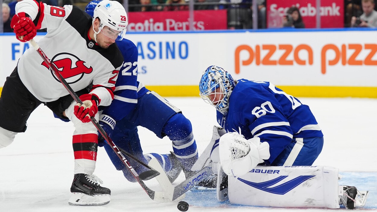 Joseph Woll et les Maple Leafs blanchissent les Devils