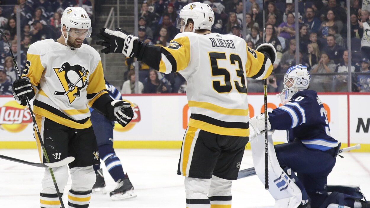 Zach Aston-Reese et Teddy Blueger