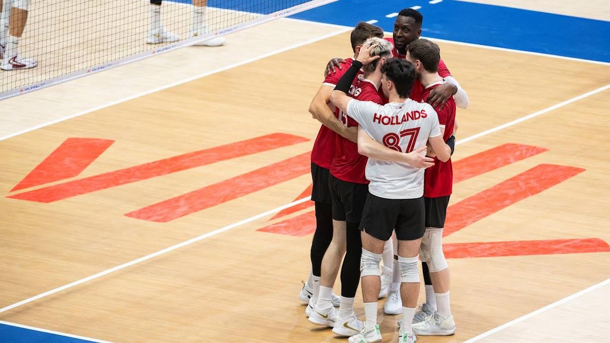 Zachary Hollands a vécu son baptême en Ligue des nations de volleyball