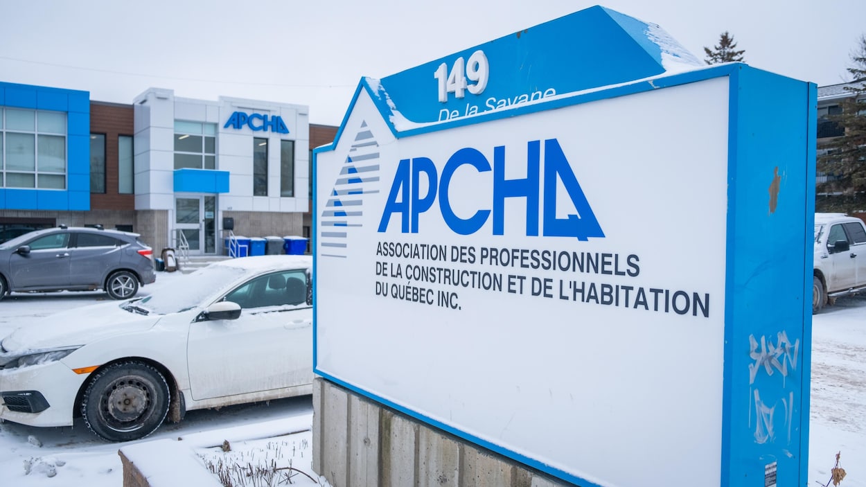Les bureaux de l'APCHQ à Gatineau vus de l'extérieur.