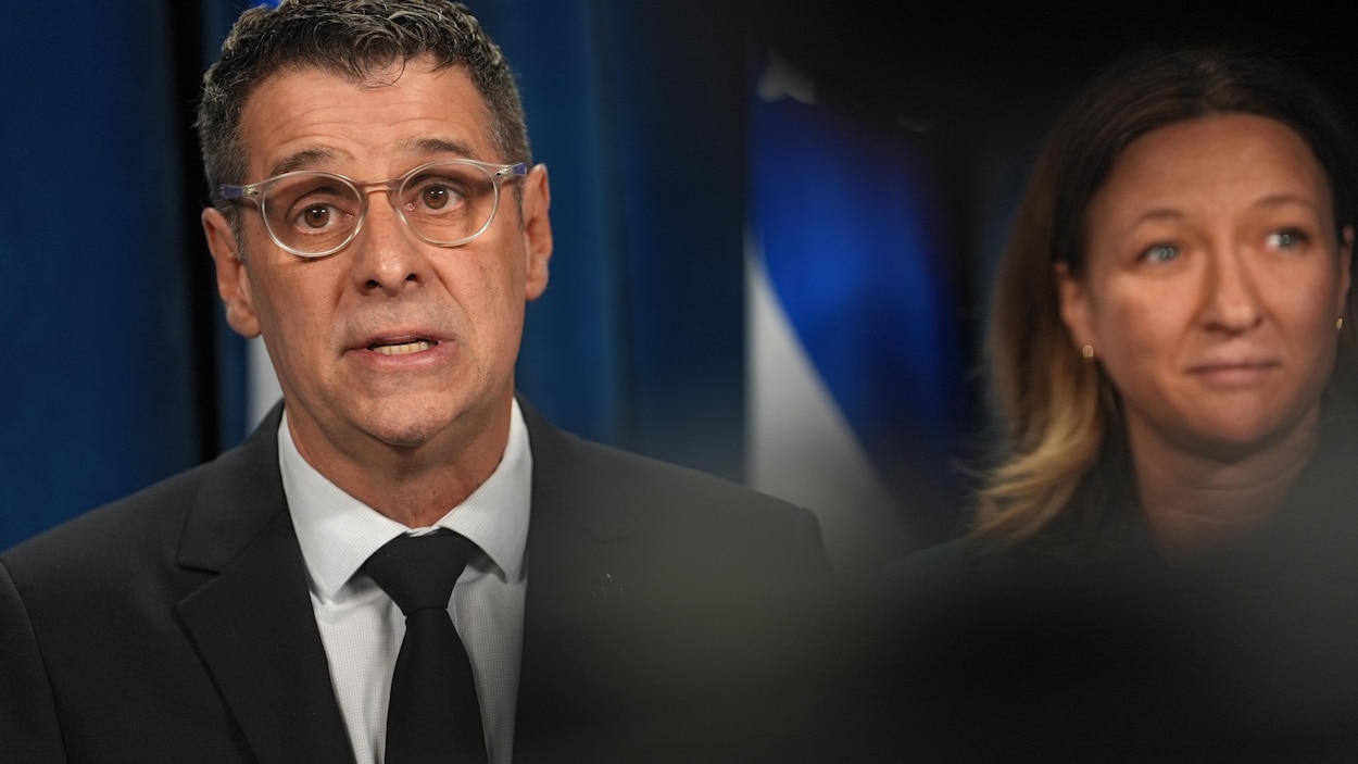 Livre d’Éric Duhaime écrit avec l’IA : « On a remis de l’humain », raconte l’éditeur