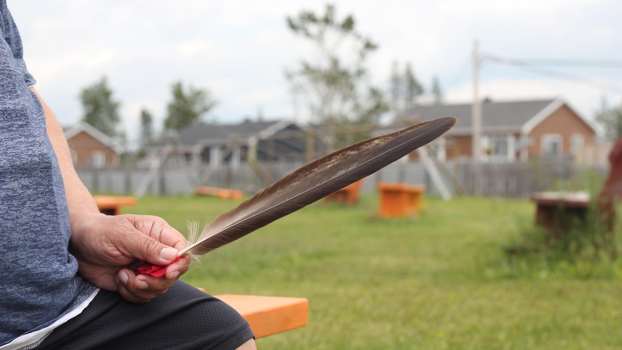 Les plumes d’aigle désormais autorisées pour prêter serment au tribunal