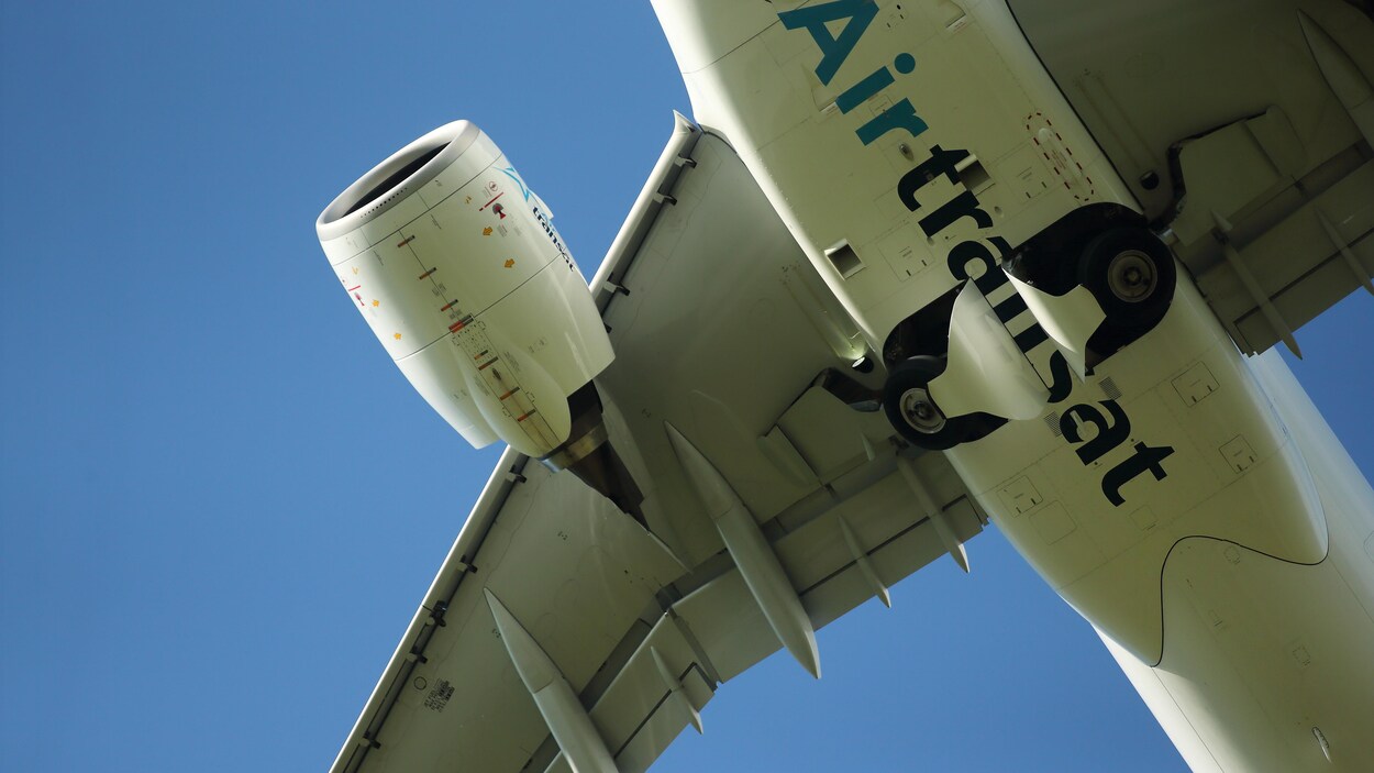 Décollage d'un avion d'Air Transat