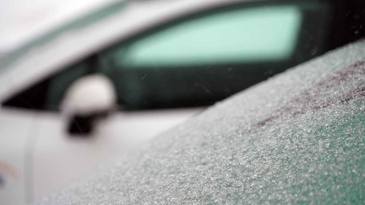 Pluie verglaçante : les avis de prudence sur les routes de la province sont levés