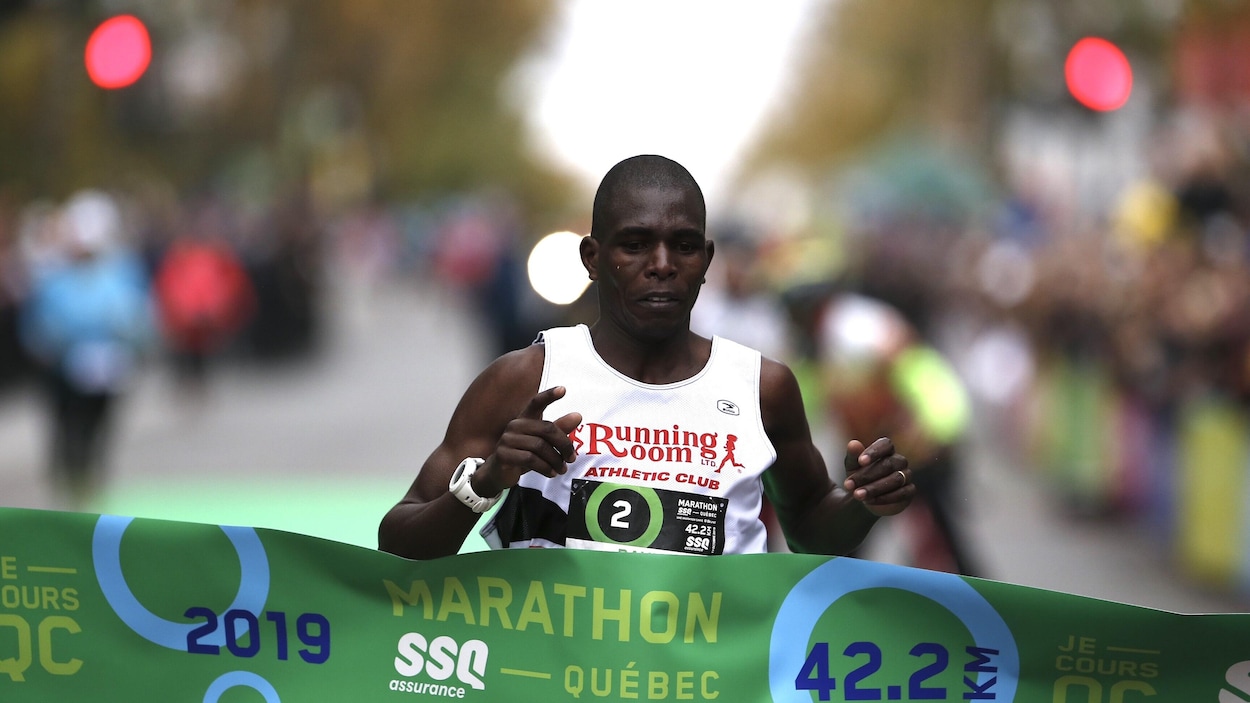 David Mutai, gagnant du marathon de Québec 2019.