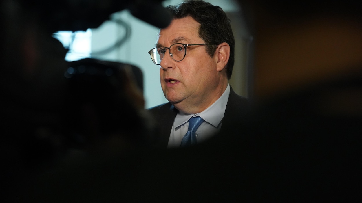 Devant la grogne, Québec ajoute 540 M$ au budget de l’éducation