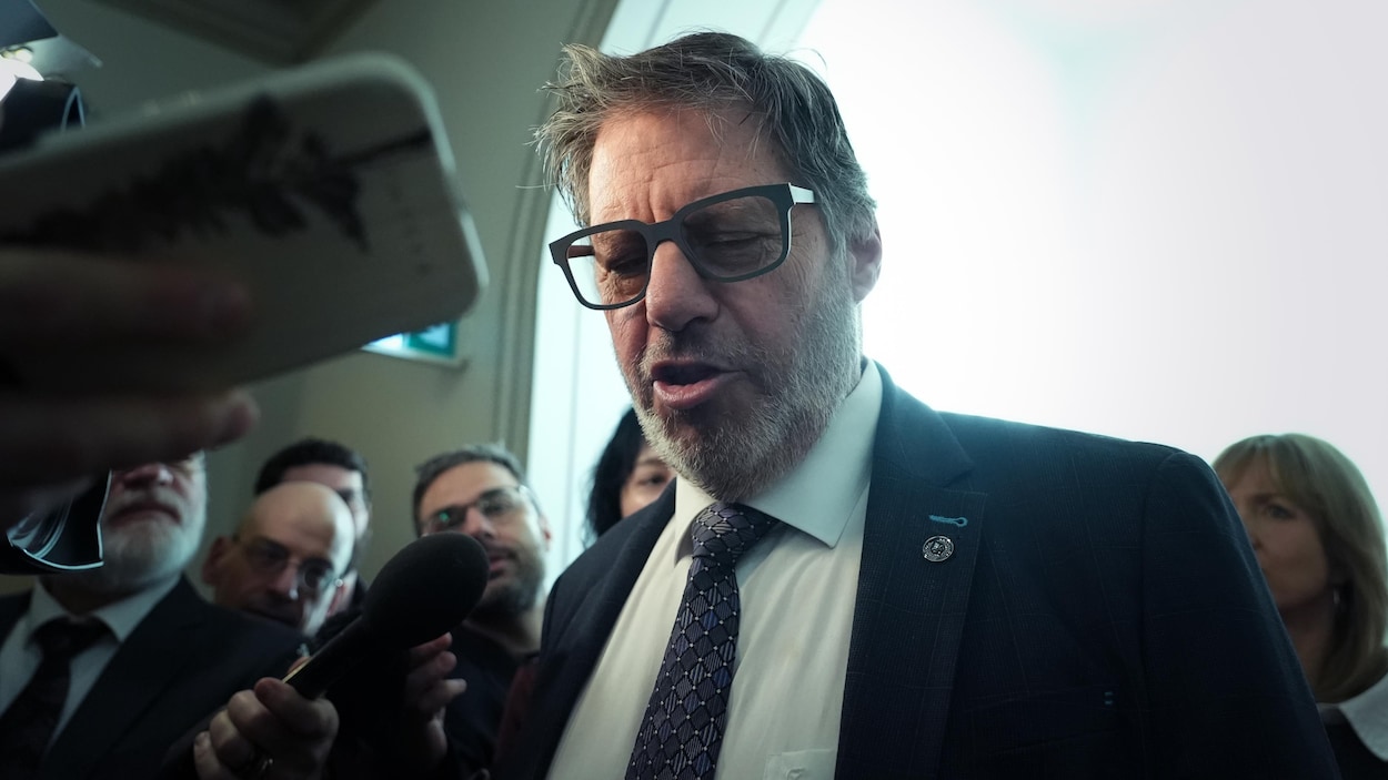 Troisième lien : des fissures apparaissent au sein du caucus caquiste