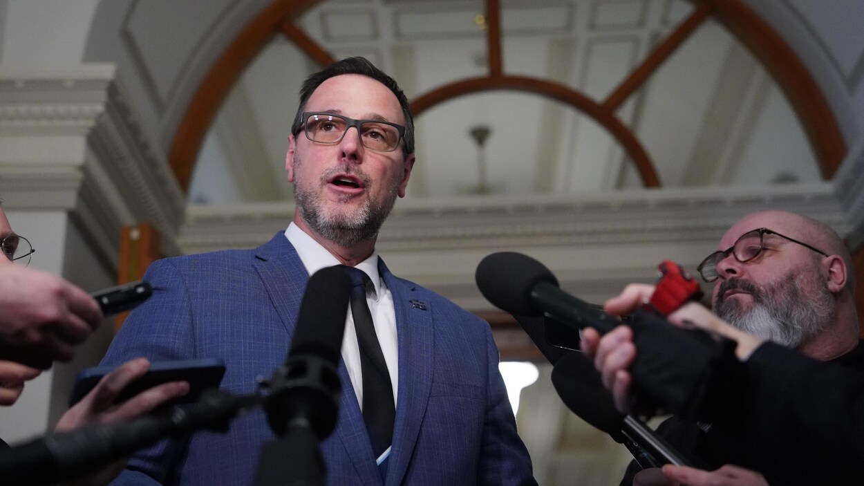 Québec légifère pour « préserver l’intégrité du processus électoral »