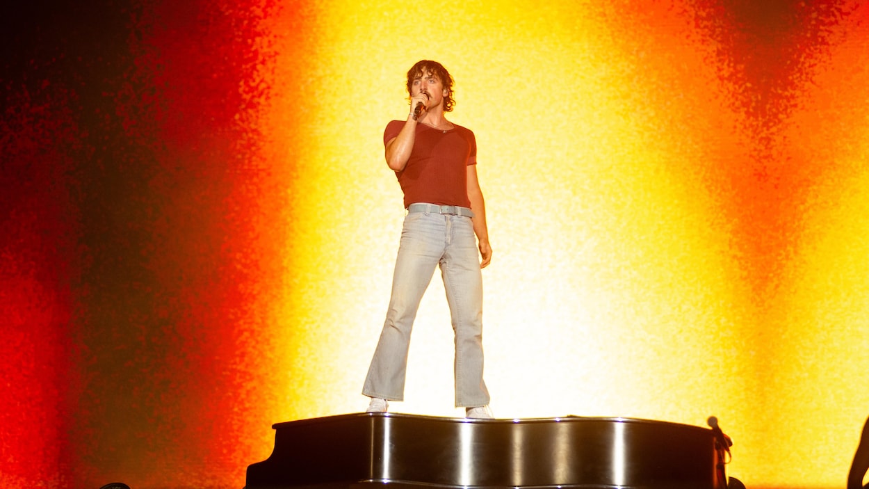 FEQ : Mystique, magique, Benson Boone!