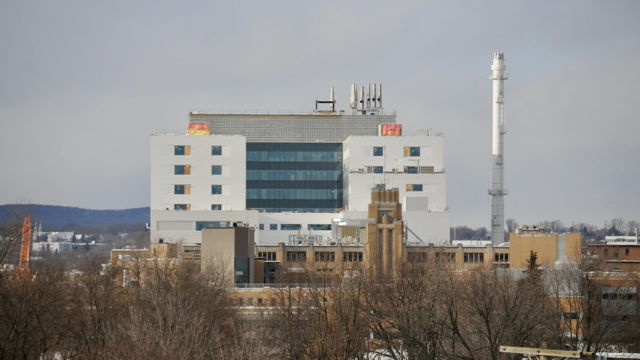 Un contrat de 3 M$ pour l’héliport du mégahôpital de l’Enfant-Jésus donné de gré à gré