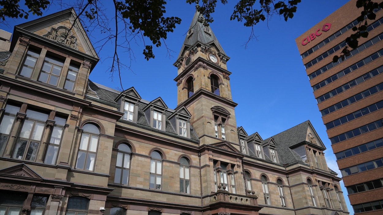Halifax prépare un plan pour renforcer la transparence financière