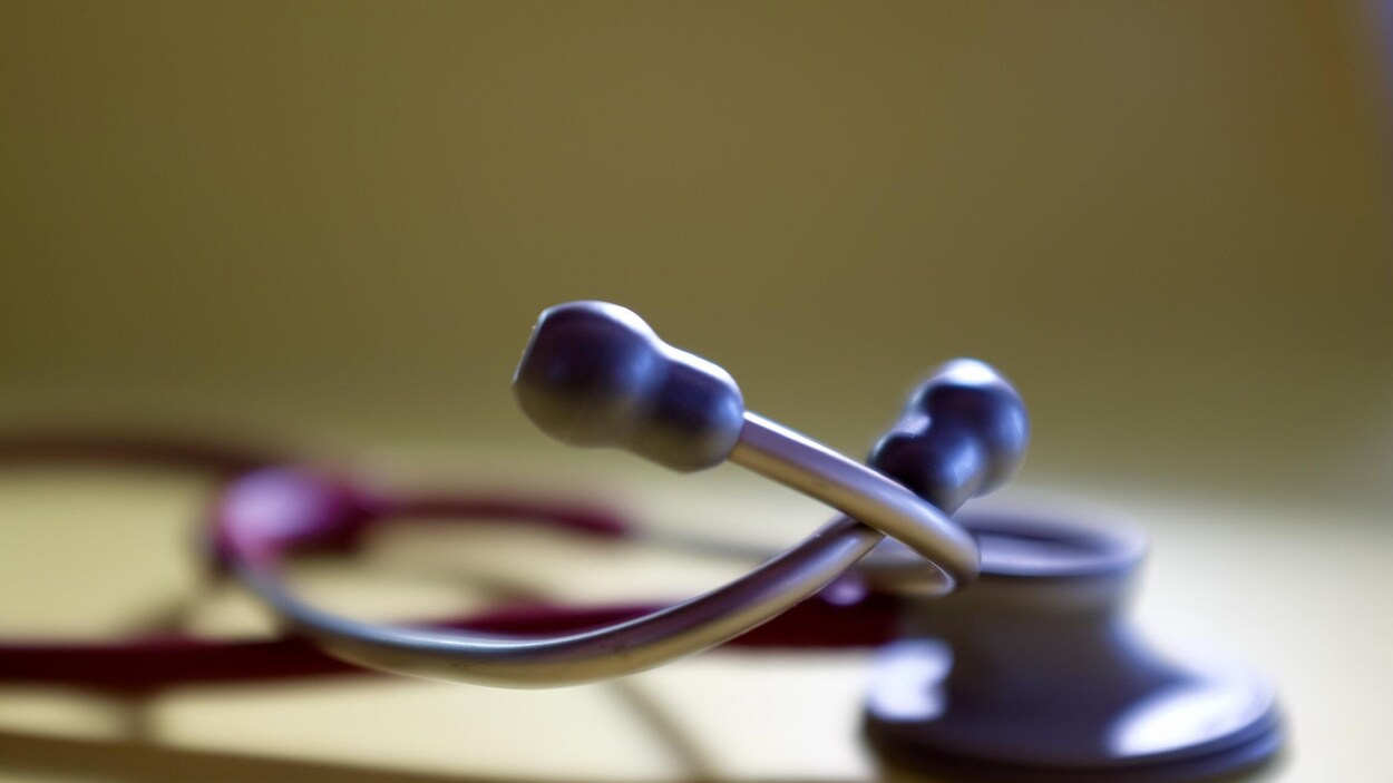 Un stéthoscope.