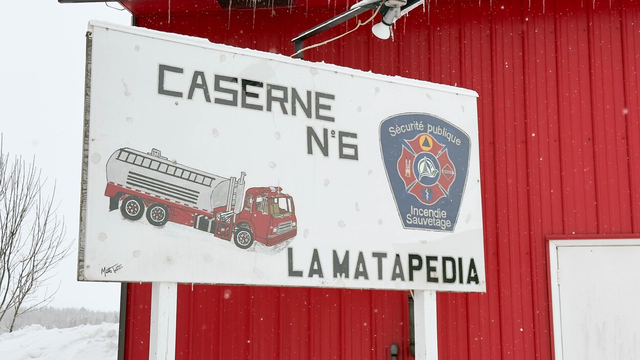 Mobilisation contre la fermeture de la caserne de Saint-Noël