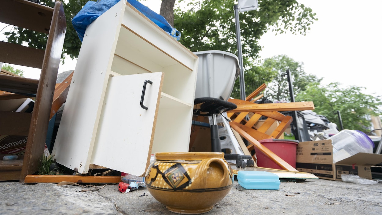 Déménagements : 71 ménages toujours sans toit hébergés à l’hôtel à Montréal