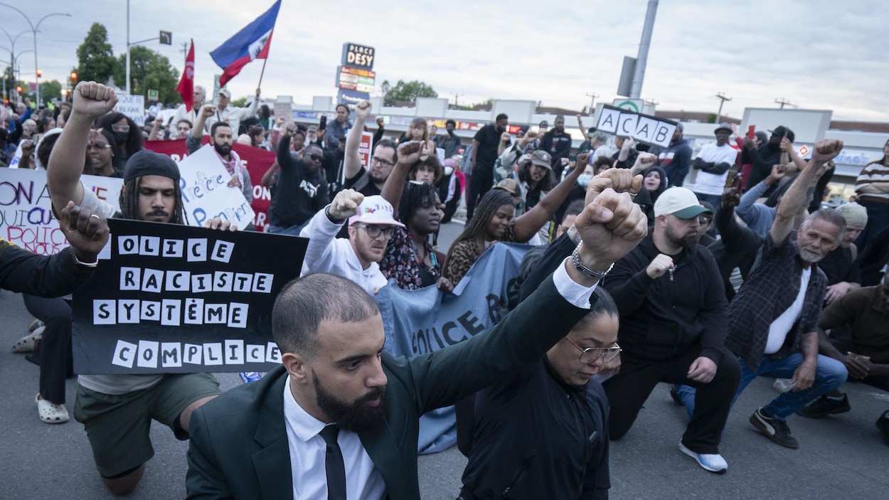 Allégations de racisme : manifestation devant le poste 39 de Montréal-Nord