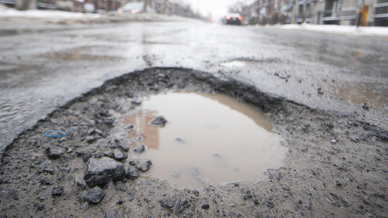 Les nids-de-poule prolifèrent à l’Île-du-Prince-Édouard