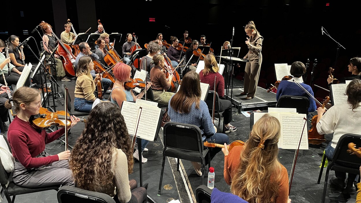 Bien des luttes à mener pour le milieu des arts en 2025 | Radio-Canada