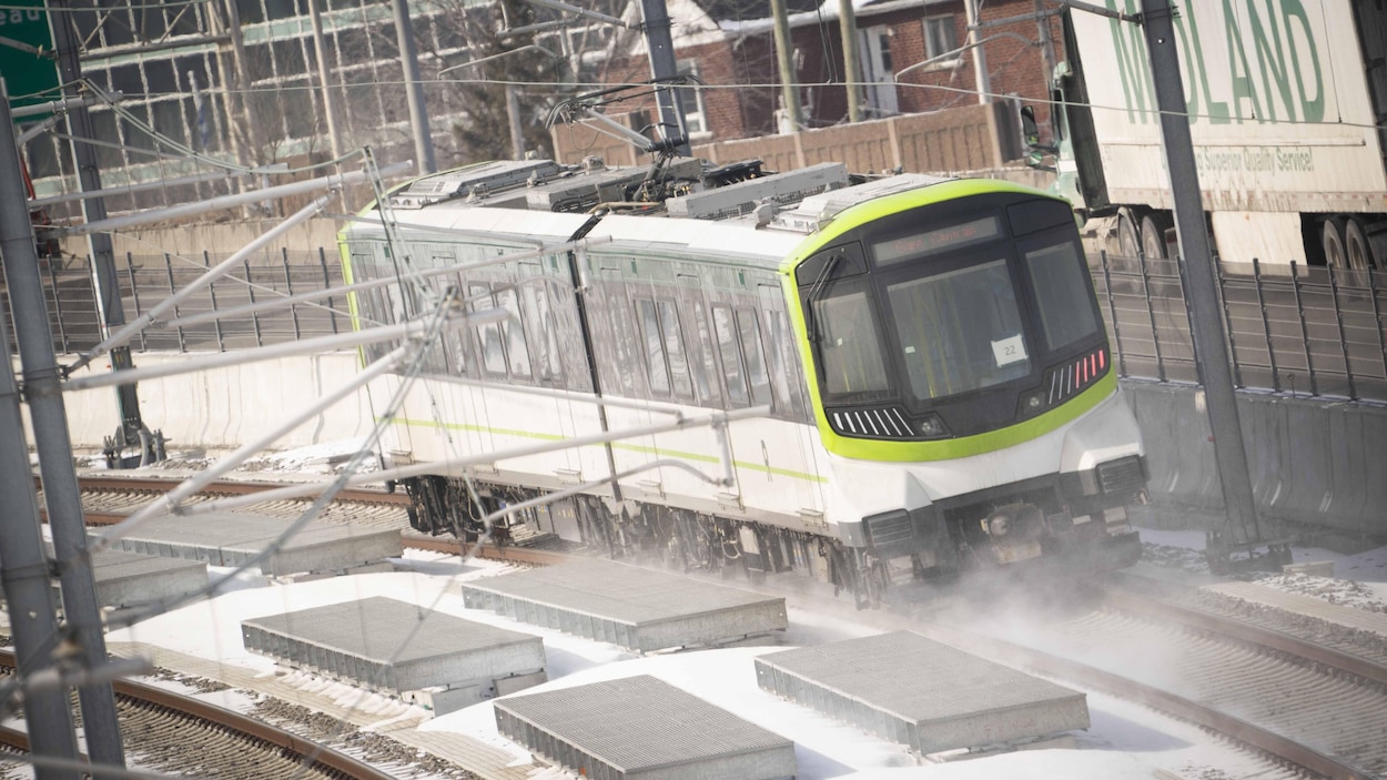 Les tramways et le REM peuvent-ils résister aux hivers canadiens?