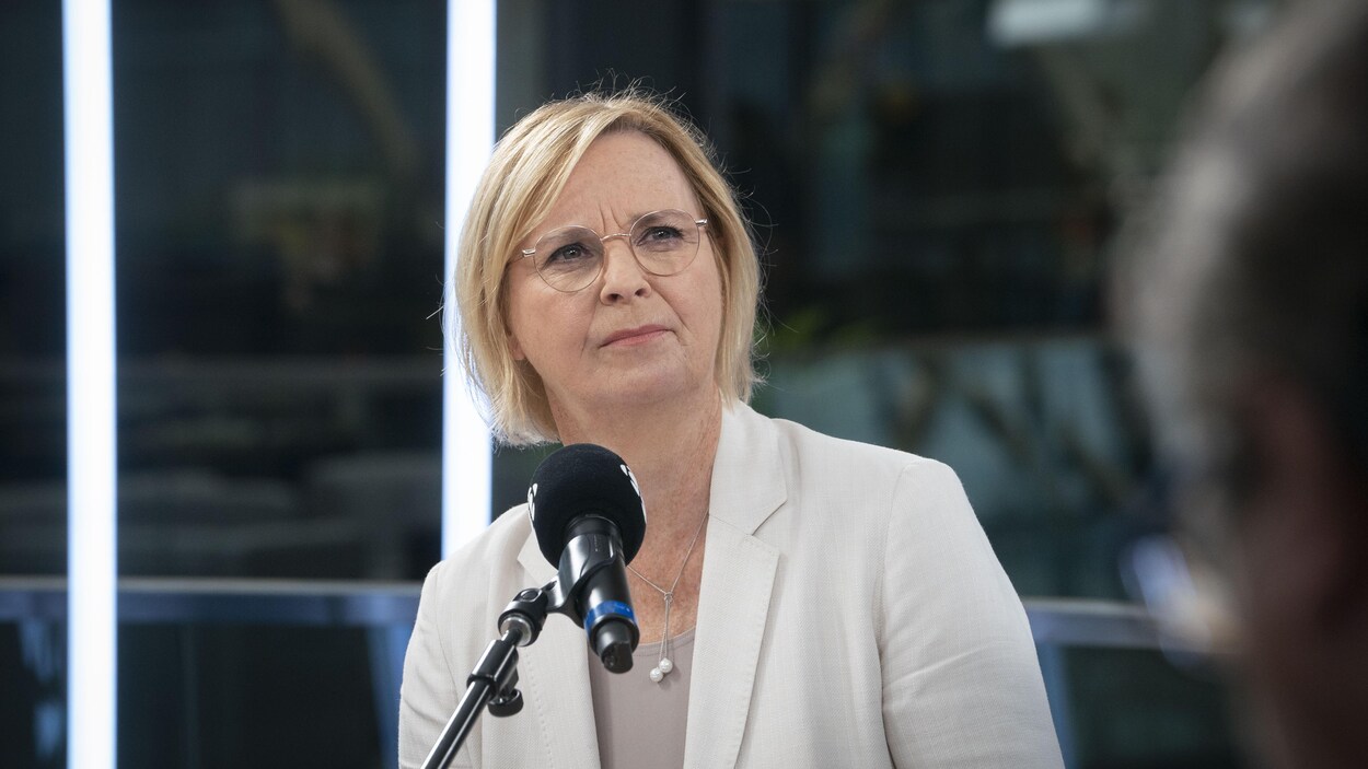 La dg de l’information de Radio-Canada, Luce Julien, annonce sa retraite
