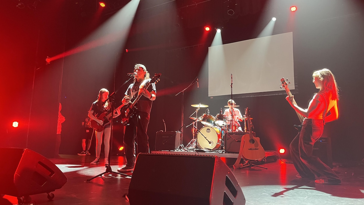 Des centaines de jeunes à Amqui pour Secondaire en spectacle
